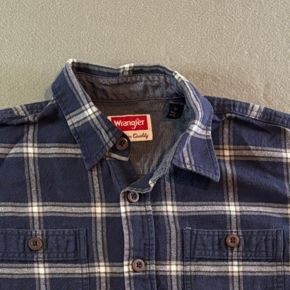 Wrangler Flannel Shirt Mens M Blue Plaid Long Sleeve Heavyweight Cotton Workwear